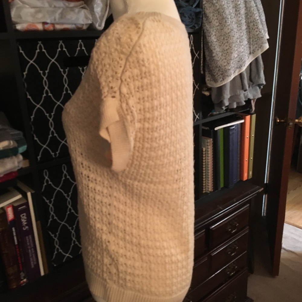 Top - Picture 2 of 3